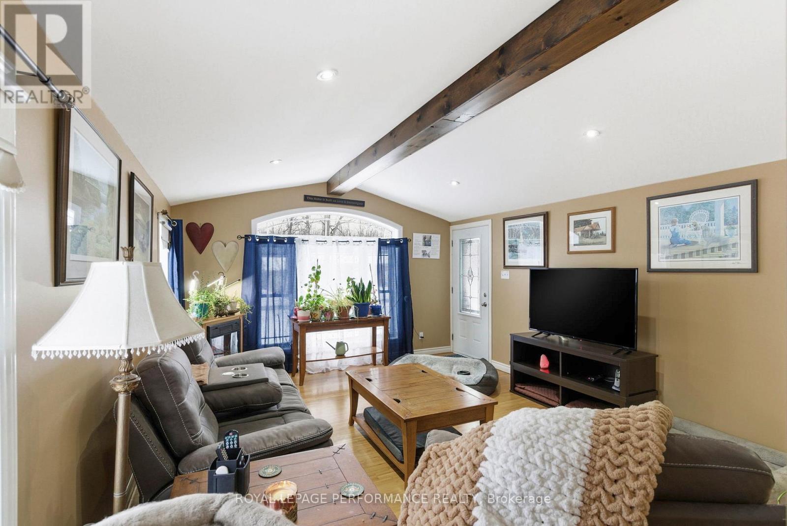 6149 Poirier Avenue, South Glengarry, Ontario  K0C 2J0 - Photo 14 - X12685064