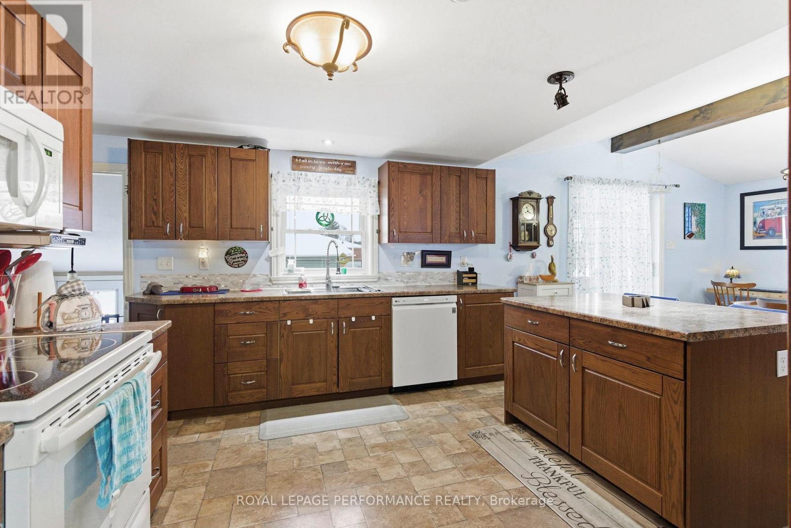 6149 Poirier Avenue, South Glengarry, Ontario  K0C 2J0 - Photo 6 - X12685064