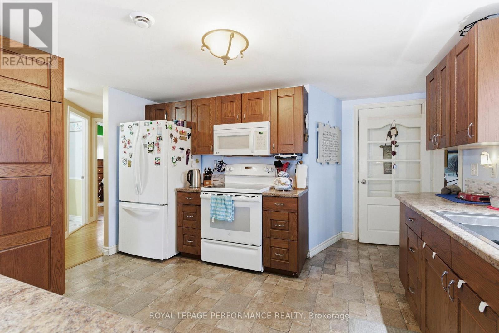 6149 Poirier Avenue, South Glengarry, Ontario  K0C 2J0 - Photo 8 - X12685064