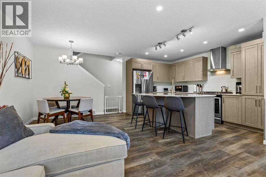 51 Yorkville Boulevard Sw, Calgary, Alberta  T2X 4K2 - Photo 4 - A2278471