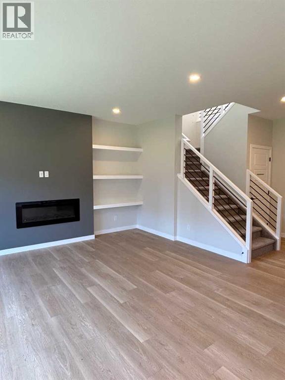 111 Chinook Winds Manor Sw, Airdrie, Alberta  T4B 5P9 - Photo 4 - A2239471