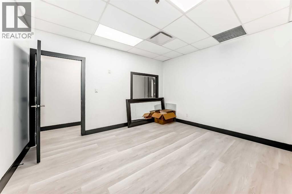 5,9,15, 1015 Centre Street Nw, Calgary, Alberta  T2E 2P8 - Photo 24 - A2277781