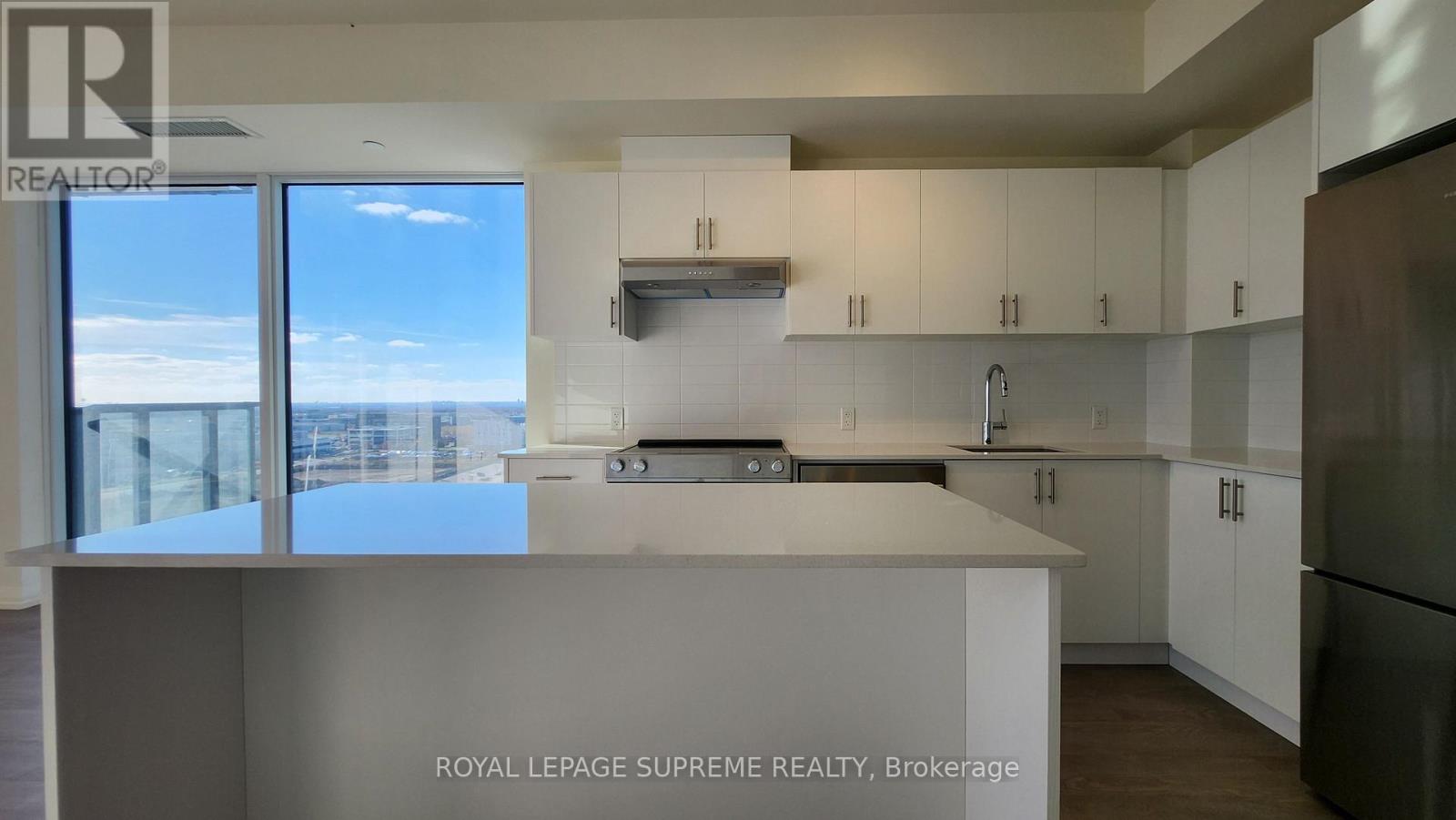 1005 - 27 Korda Gate, Vaughan, Ontario  L4K 0P6 - Photo 6 - N12568626