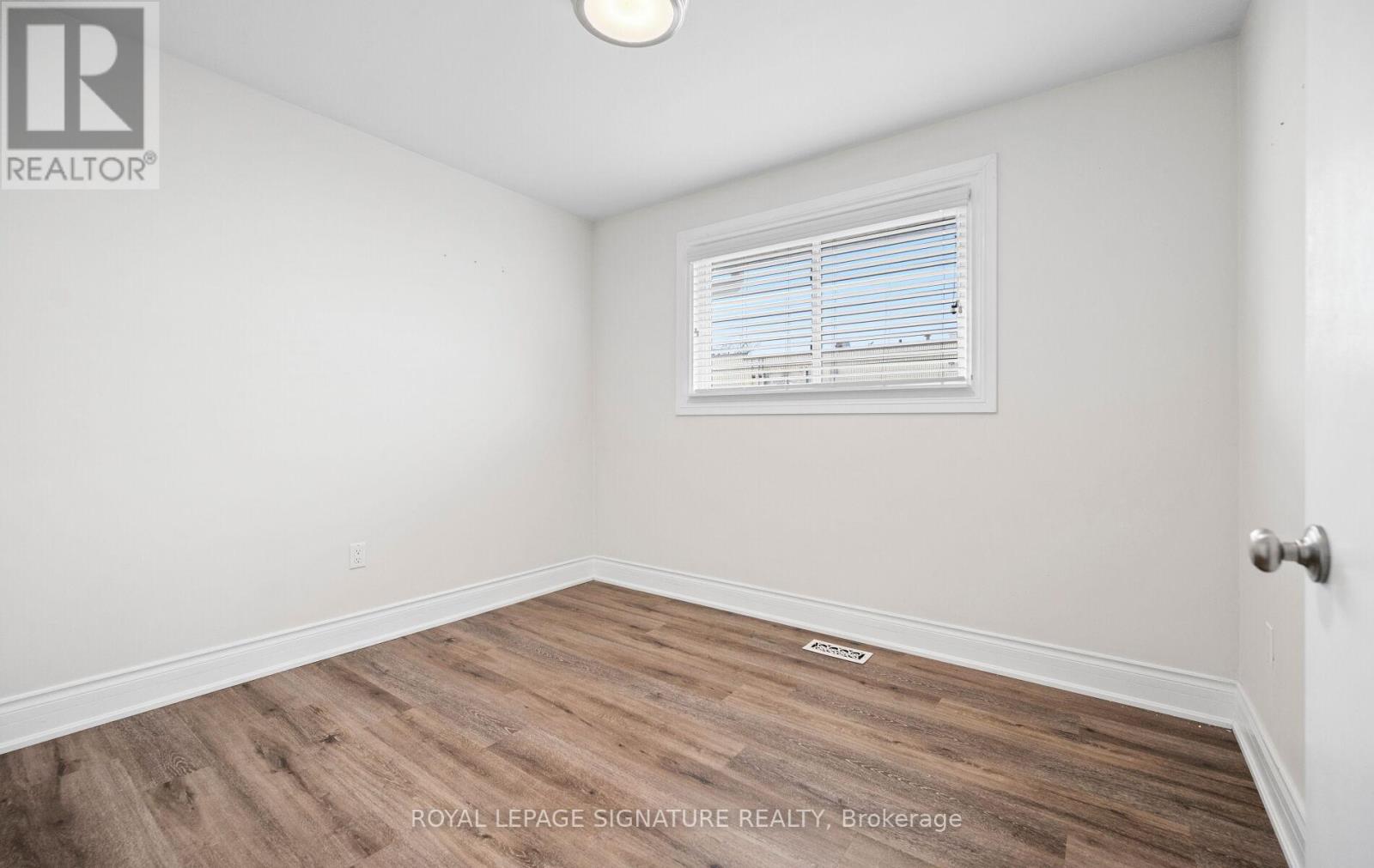 11 Rockwood Avenue, St. Catharines, Ontario  L2P 1E3 - Photo 21 - X12645294