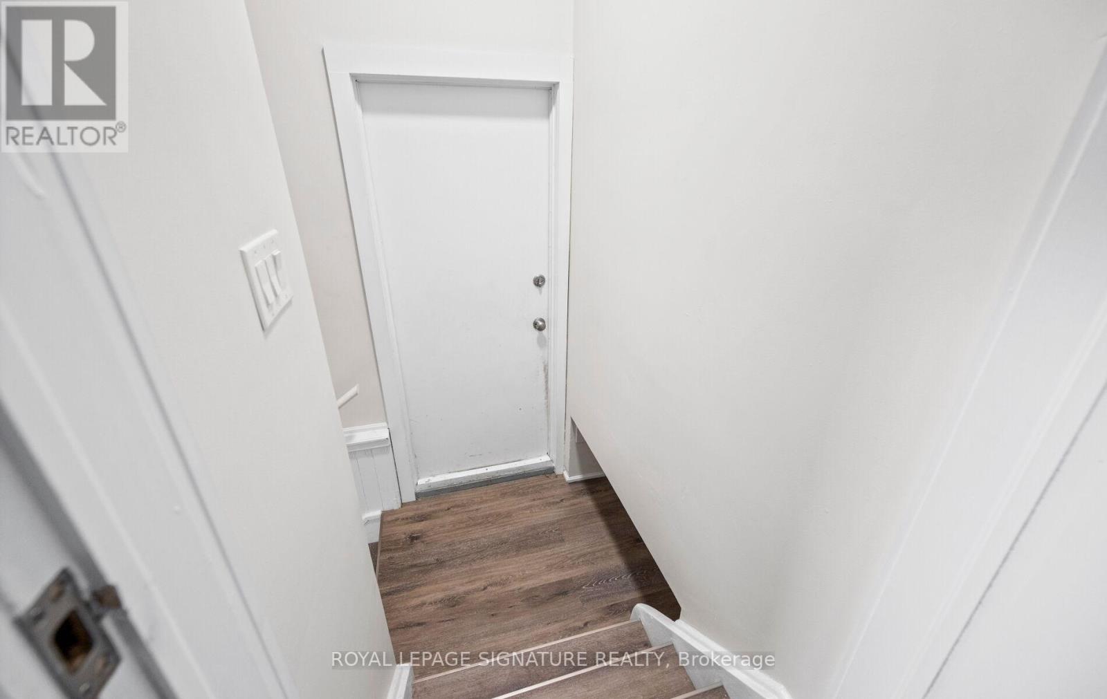 11 Rockwood Avenue, St. Catharines, Ontario  L2P 1E3 - Photo 31 - X12645294