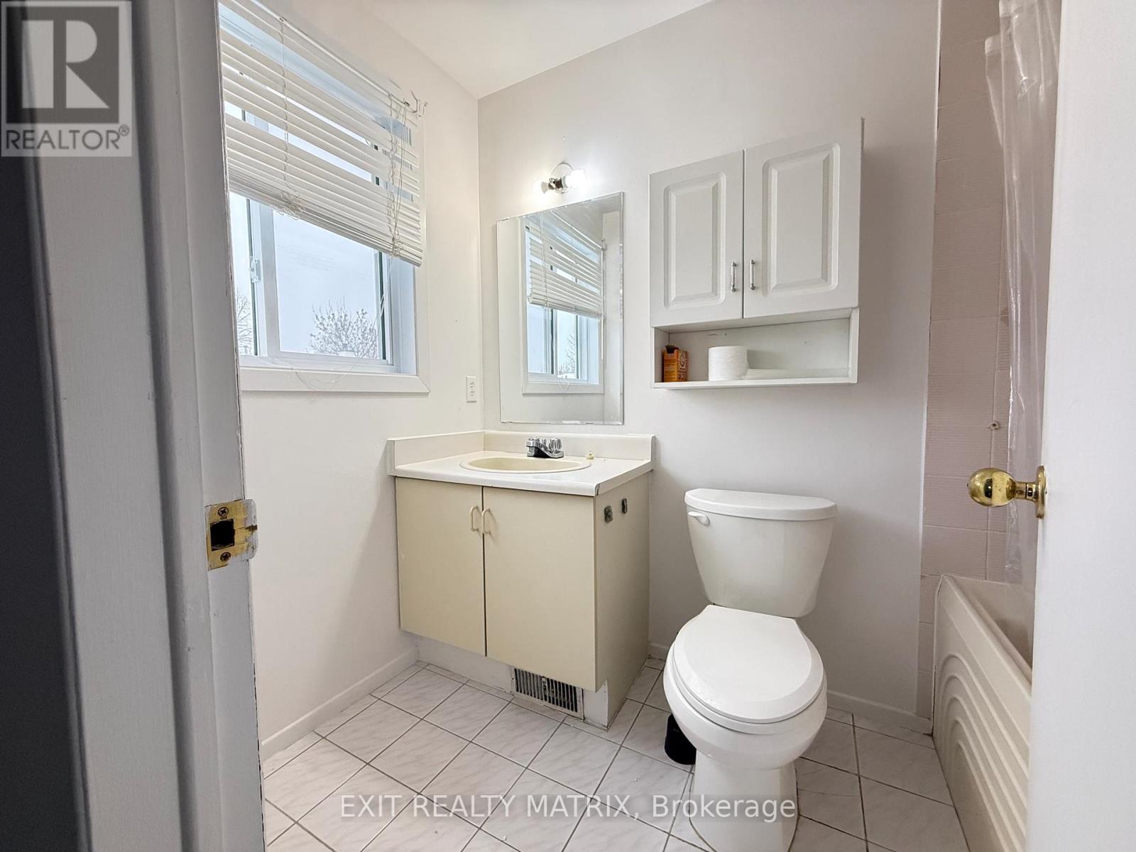 712 Mathieu Way, Ottawa, Ontario  K4A 2S5 - Photo 11 - X12685084