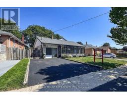 18 DARLINGSIDE DRIVE, Toronto, Ontario