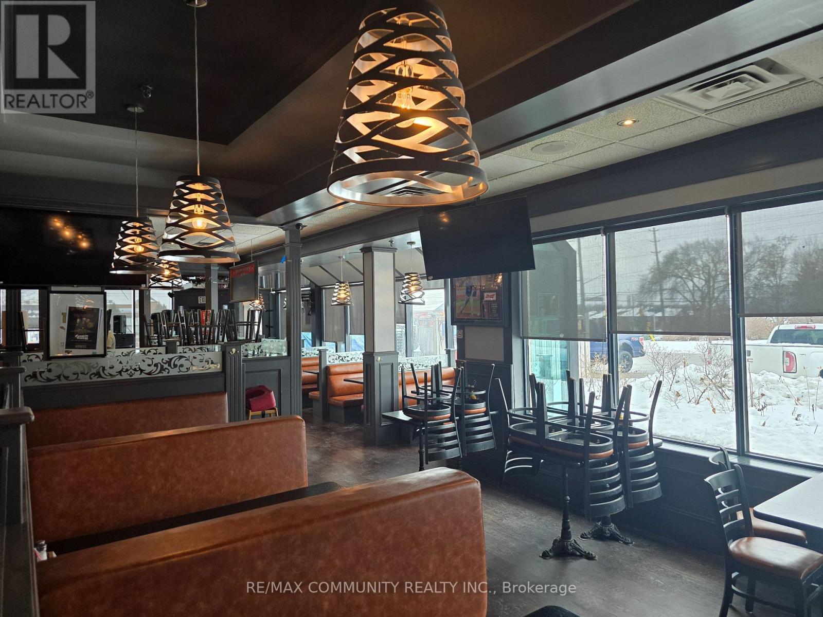 101 - 1091 Gorham Street, Newmarket, Ontario  L3Y 8X7 - Photo 3 - N12685042