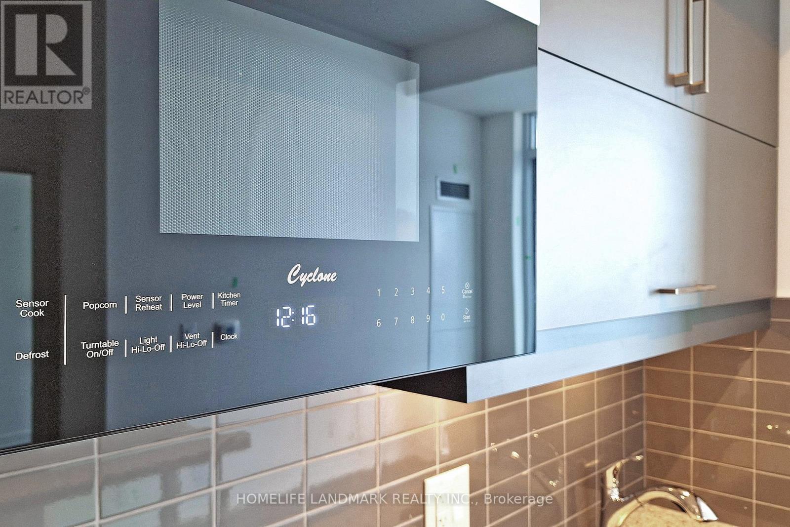 1424 - 8119 Birchmount Road, Markham, Ontario  L6G 0H5 - Photo 10 - N12685044