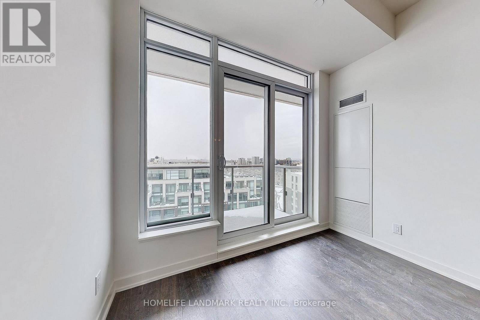 1424 - 8119 Birchmount Road, Markham, Ontario  L6G 0H5 - Photo 3 - N12685044