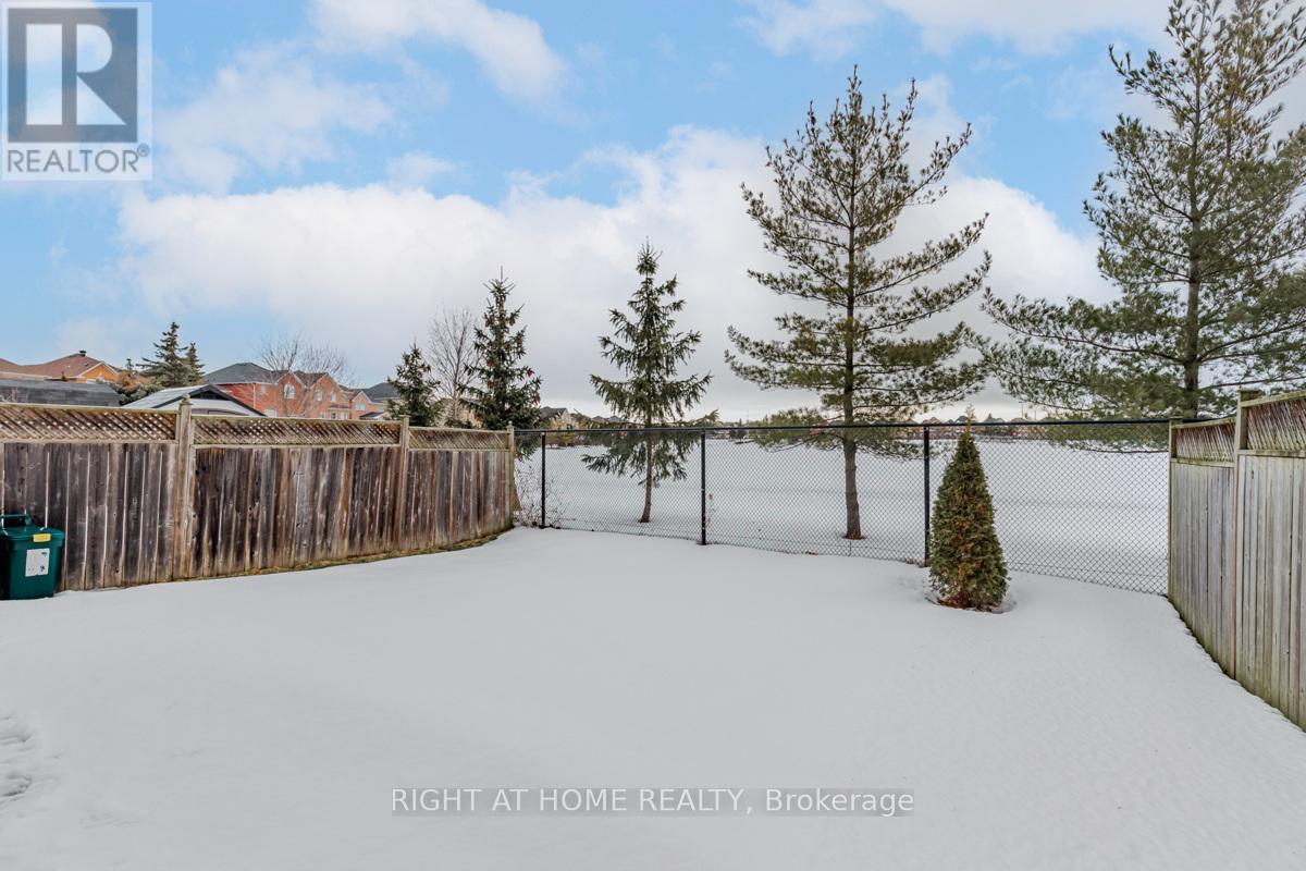 213 Kayla Crescent, Vaughan, Ontario  L6A 3P3 - Photo 23 - N12685070