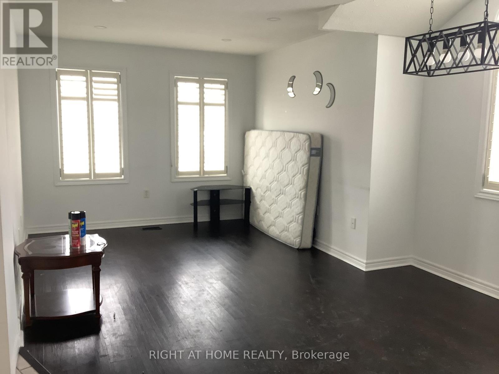 41 Bloom Crescent, Barrie, Ontario  L4N 0S8 - Photo 11 - S12685034