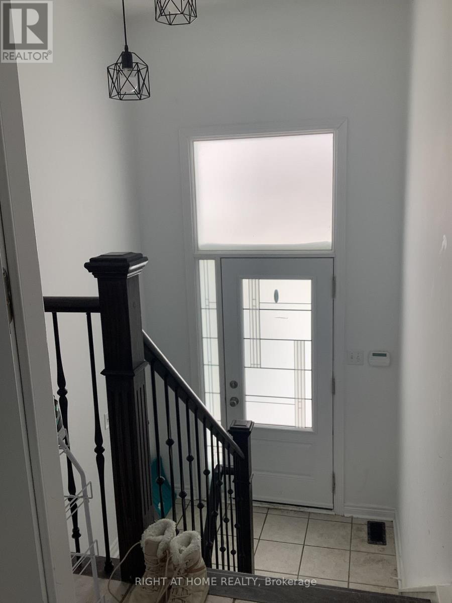 41 Bloom Crescent, Barrie, Ontario  L4N 0S8 - Photo 16 - S12685034