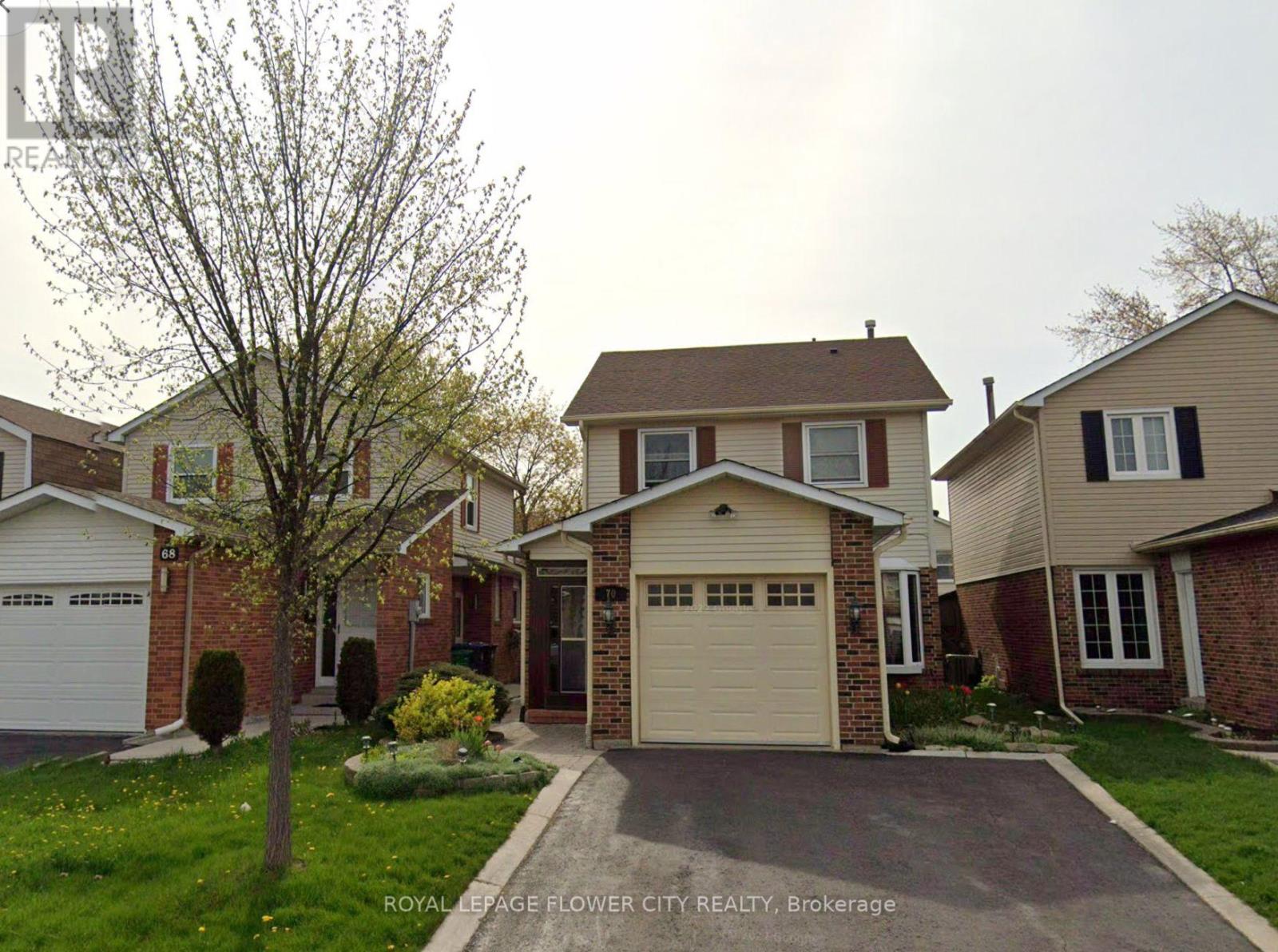 70 Traverston Court, Brampton, Ontario  L6Z 1C9 - Photo 1 - W12685040