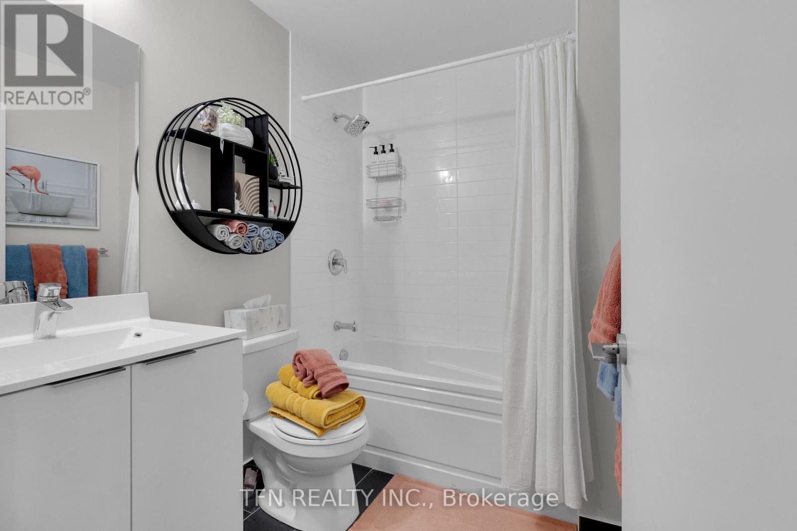 1417 - 30 Shore Breeze Drive, Toronto, Ontario  M8V 0J1 - Photo 2 - W12685060