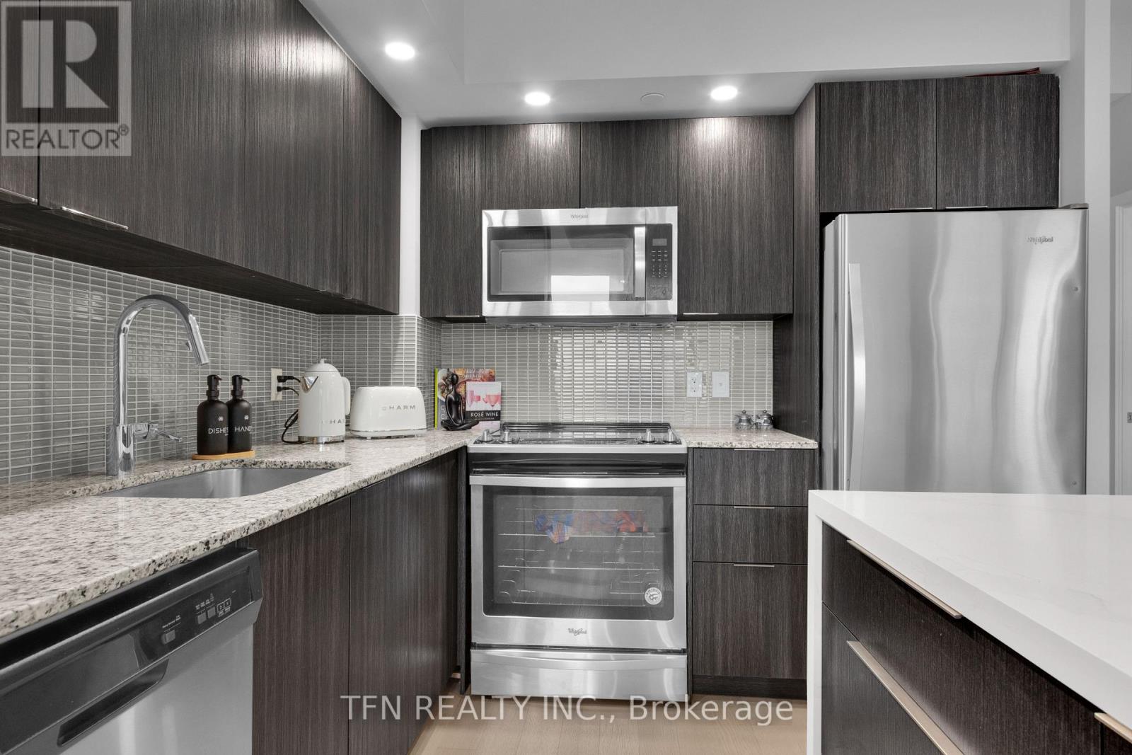 1417 - 30 Shore Breeze Drive, Toronto, Ontario  M8V 0J1 - Photo 6 - W12685060