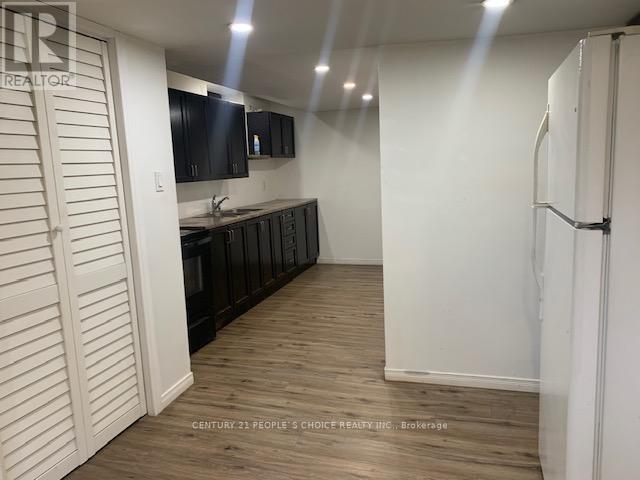 Lower 1 - 1393 Selkirk Avenue, Oakville, Ontario  L6L 2V5 - Photo 10 - W12685080