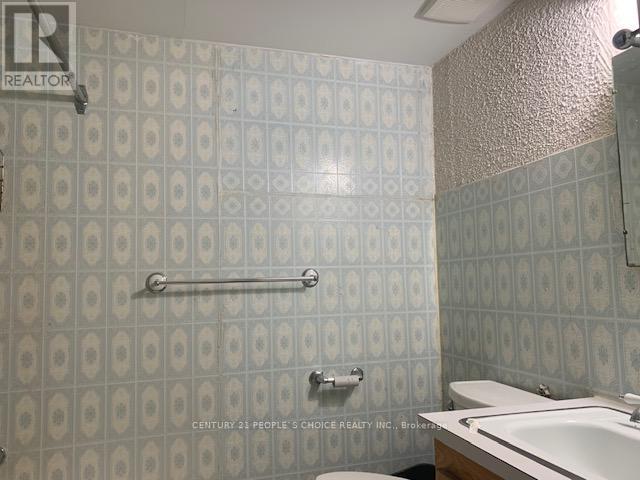 Lower 1 - 1393 Selkirk Avenue, Oakville, Ontario  L6L 2V5 - Photo 15 - W12685080