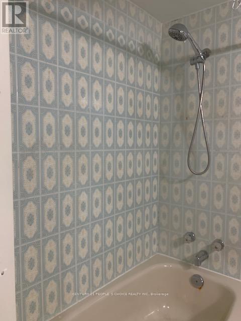 Lower 1 - 1393 Selkirk Avenue, Oakville, Ontario  L6L 2V5 - Photo 17 - W12685080