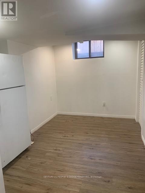 Lower 1 - 1393 Selkirk Avenue, Oakville, Ontario  L6L 2V5 - Photo 6 - W12685080