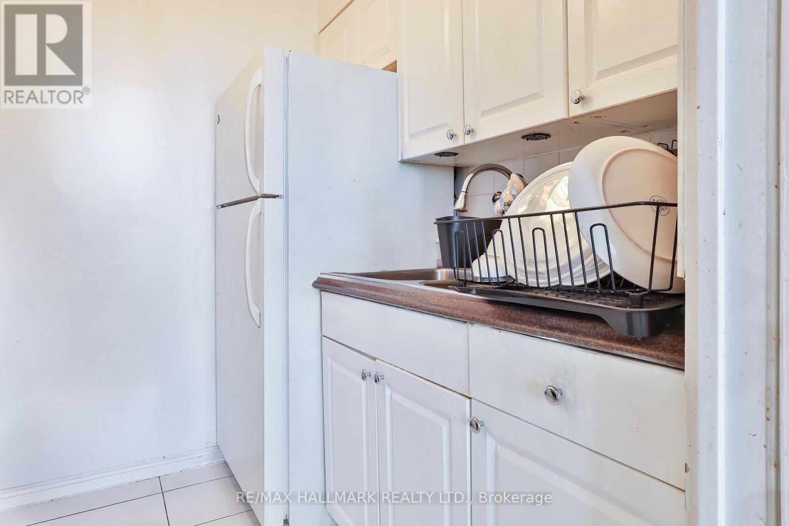 1214 - 50 Lotherton Pathway, Toronto, Ontario  M6B 2G7 - Photo 12 - W12685086