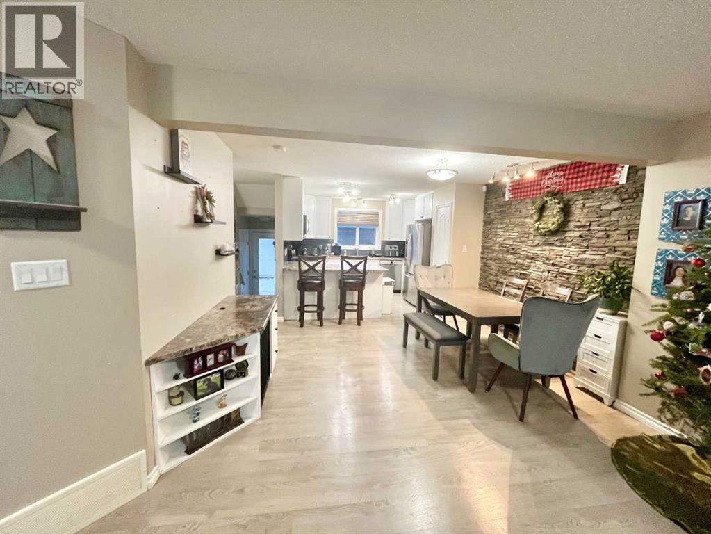 9340 211 Street Nw, Edmonton, Alberta  T6R 1P5 - Photo 9 - A2275653