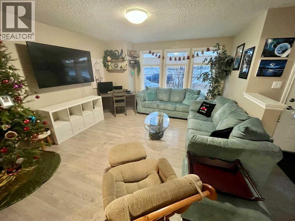 9340 211 Street Nw, Edmonton, Alberta  T6R 1P5 - Photo 8 - A2275653