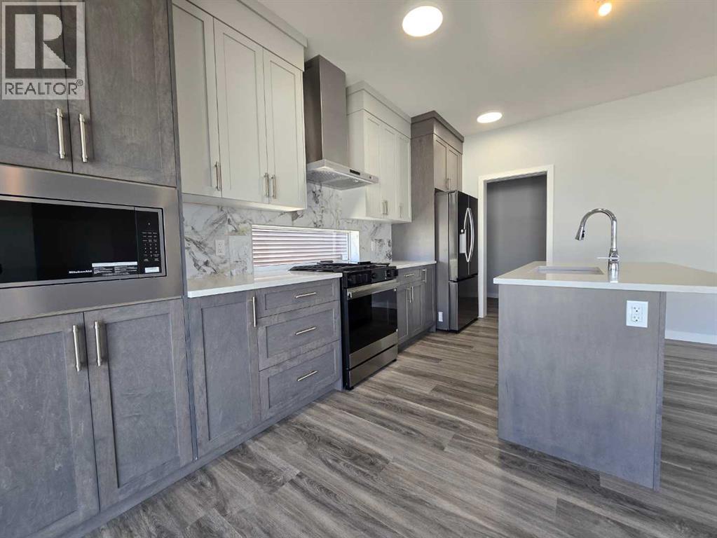 512 Baywater Manor Sw, Airdrie, Alberta  T4B 5R5 - Photo 13 - A2269934