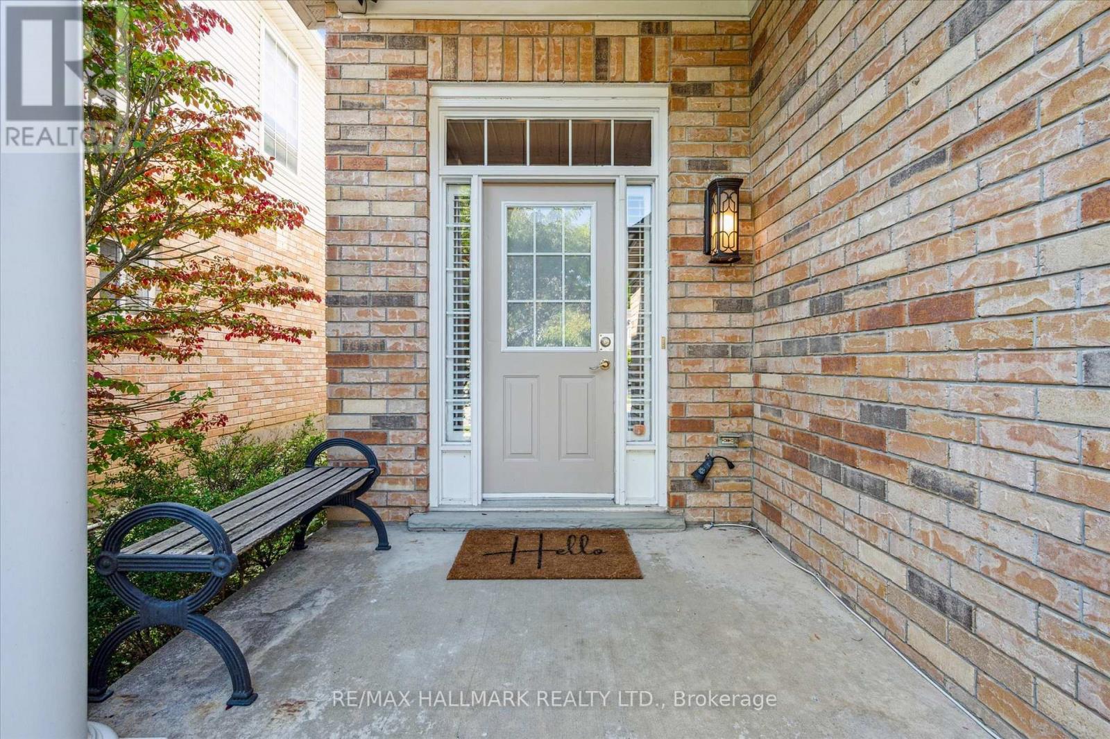 503 Brigantine Drive, Waterloo, Ontario  N2K 4B7 - Photo 3 - X12685032