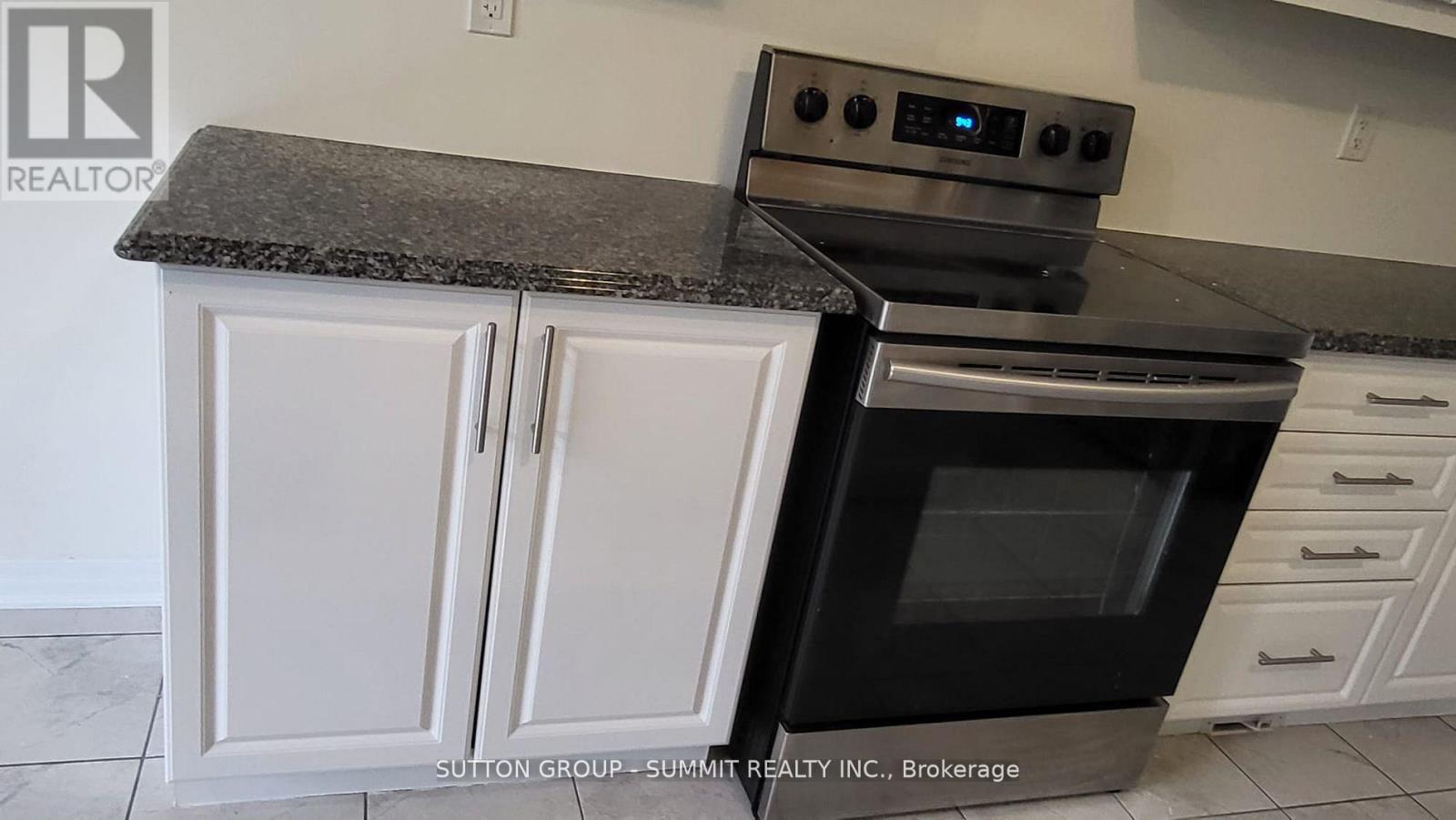 95 Watermill Street, Kitchener, Ontario  N2P 0H4 - Photo 13 - X12685062