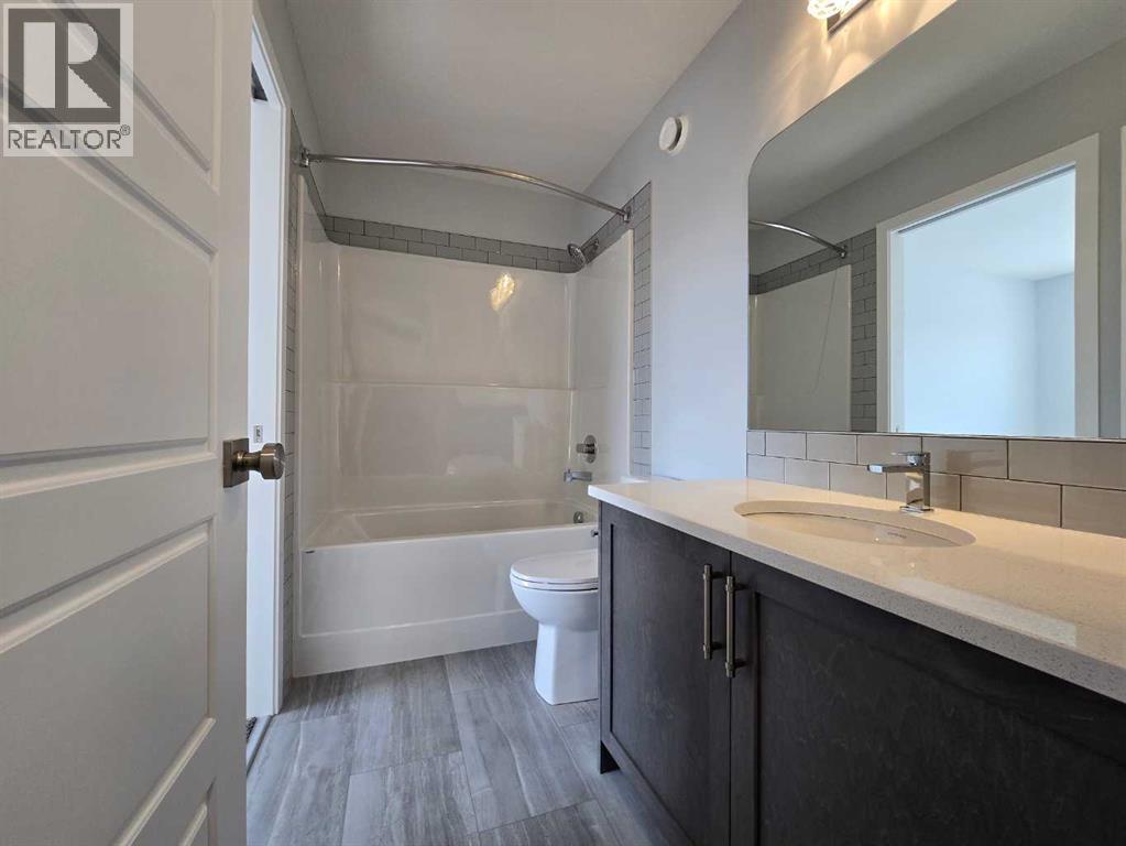 512 Baywater Manor Sw, Airdrie, Alberta  T4B 5R5 - Photo 29 - A2269934