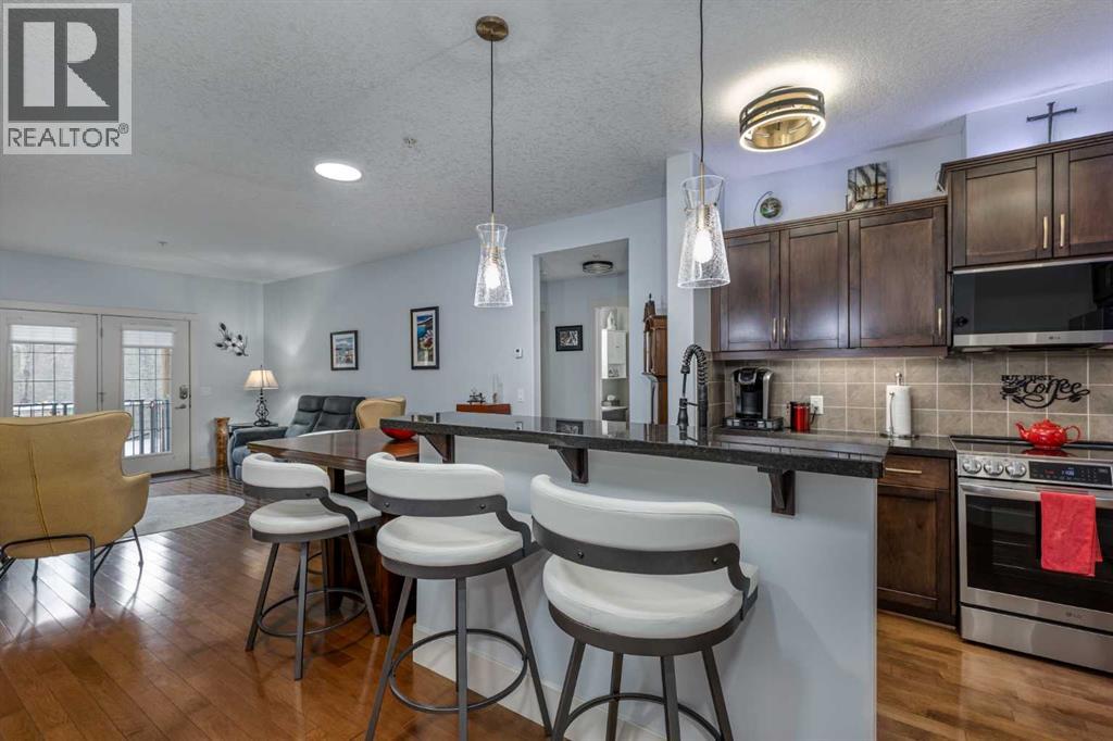 116, 77 George Fox Trail, Cochrane, Alberta  T4C 0N1 - Photo 3 - A2278389