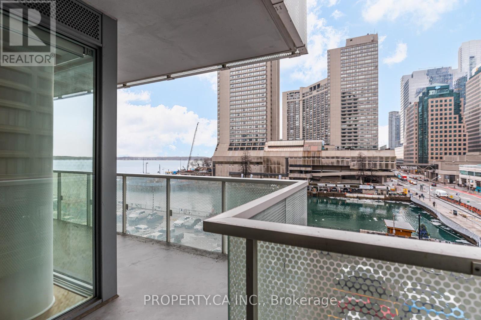 419 - 15 Queens Quay E, Toronto, Ontario  M5E 0C5 - Photo 10 - C12680588