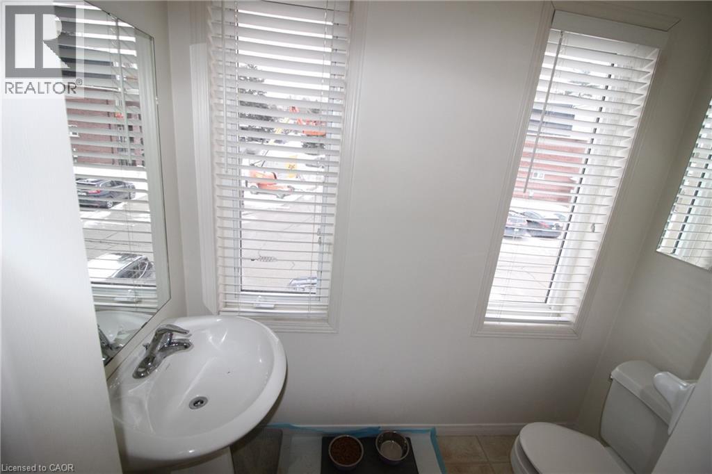 45 Cedarhill Crescent Unit# 14d, Kitchener, Ontario  N2E 0A2 - Photo 8 - 40797659