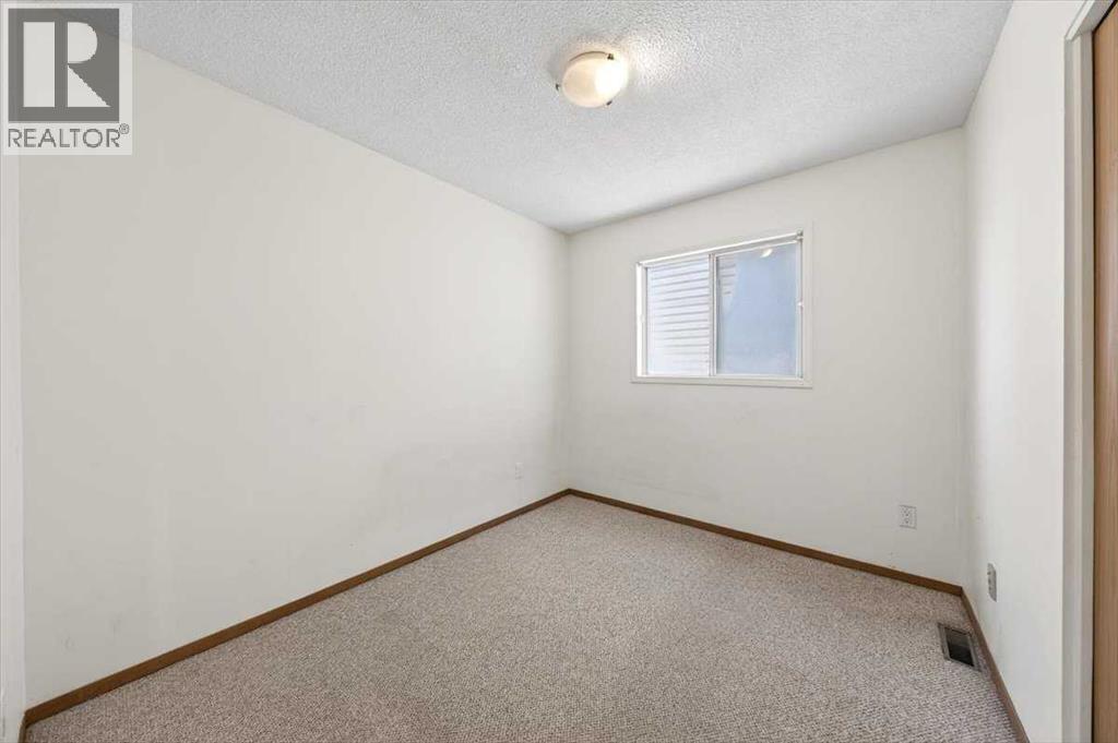 184 Falmere Way Ne, Calgary, Alberta  T3J 2Y2 - Photo 22 - A2276375