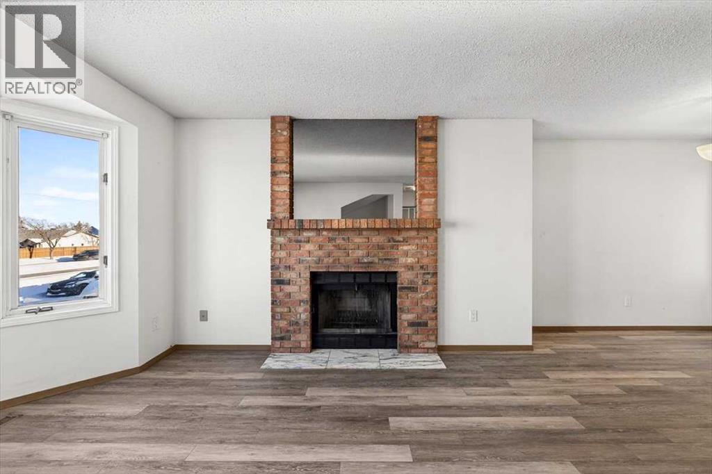 184 Falmere Way Ne, Calgary, Alberta  T3J 2Y2 - Photo 8 - A2276375