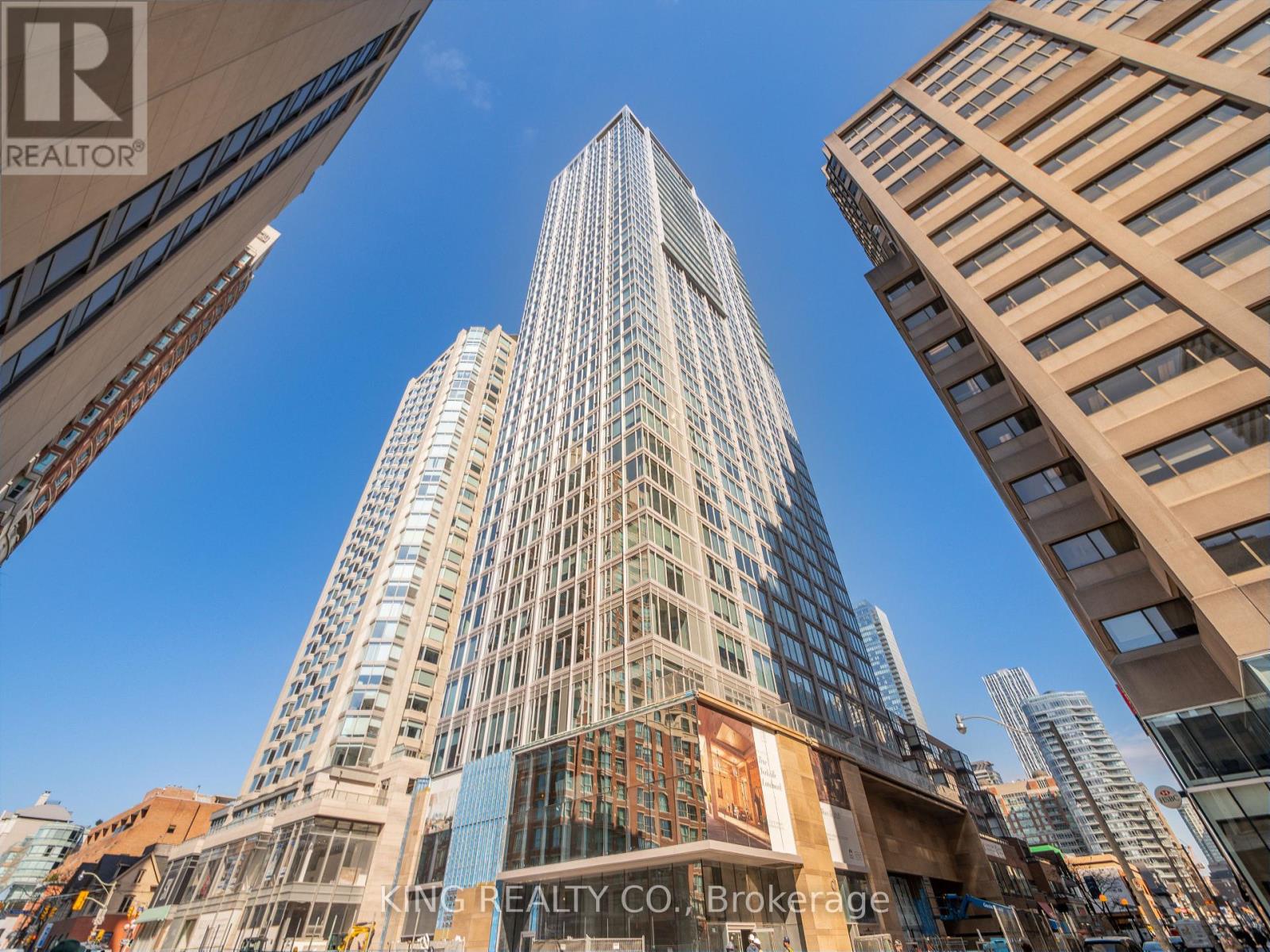 1402 - 188 Cumberland Street, Toronto, Ontario  M5R 2G3 - Photo 2 - C12685090