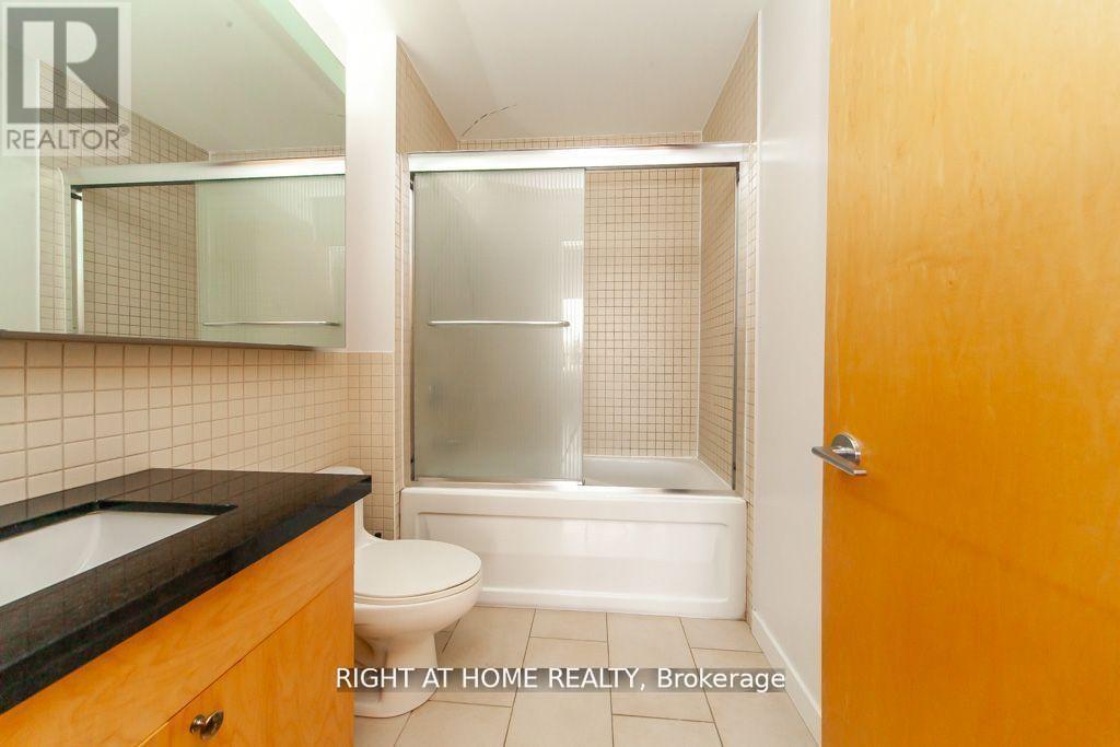 917 - 1005 King Street W, Toronto, Ontario  M6K 3M8 - Photo 2 - C12685092