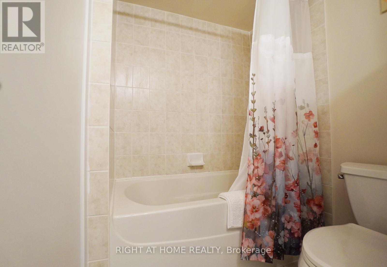 3307 - 219 Fort York Boulevard, Toronto, Ontario  M5V 1B1 - Photo 13 - C12685104