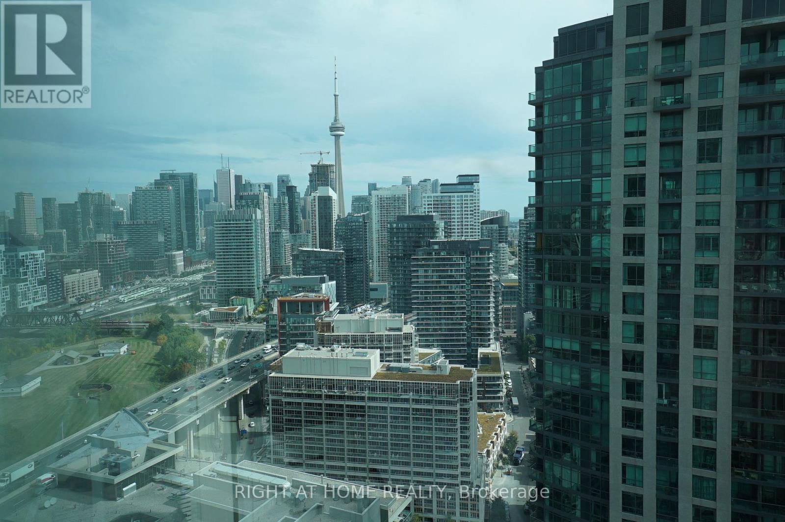 3307 - 219 Fort York Boulevard, Toronto, Ontario  M5V 1B1 - Photo 26 - C12685104