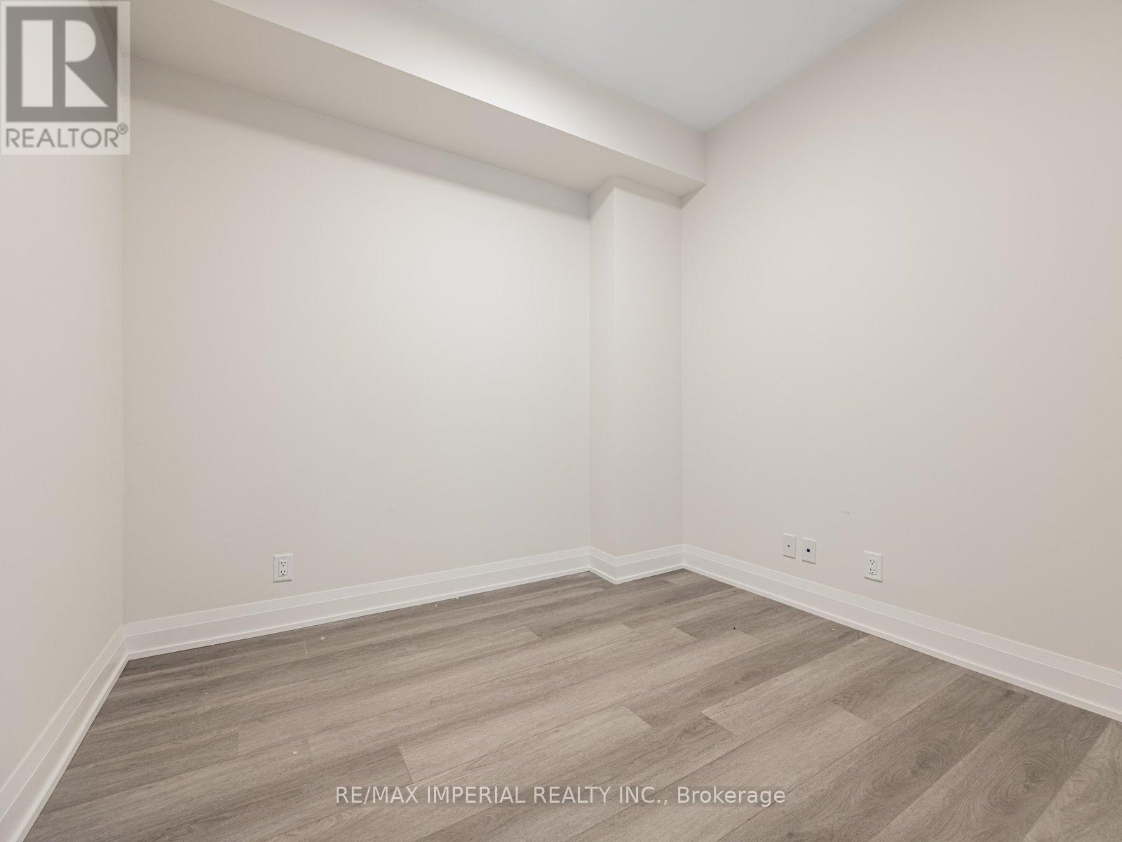 3205 - 8 Water Walk Drive, Markham, Ontario L3R 6L4 - Photo 3 - N12685096