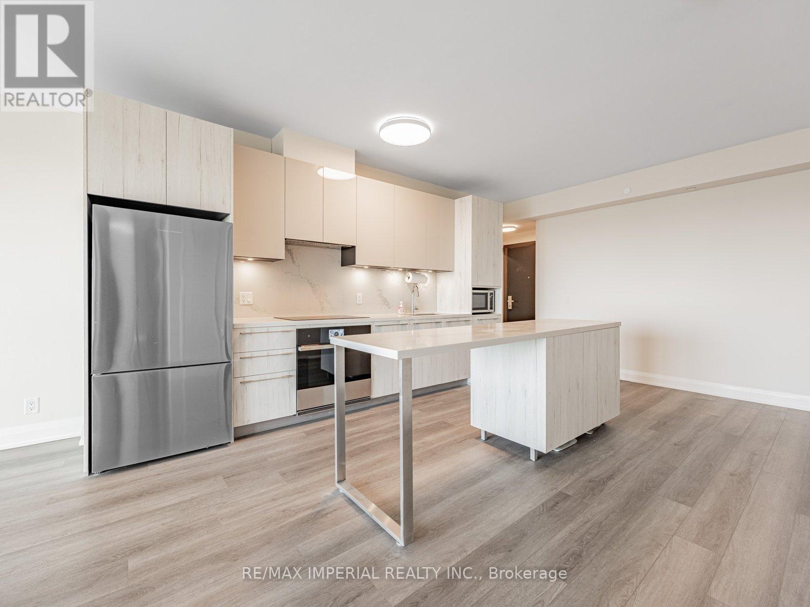 3205 - 8 Water Walk Drive, Markham, Ontario L3R 6L4 - Photo 5 - N12685096