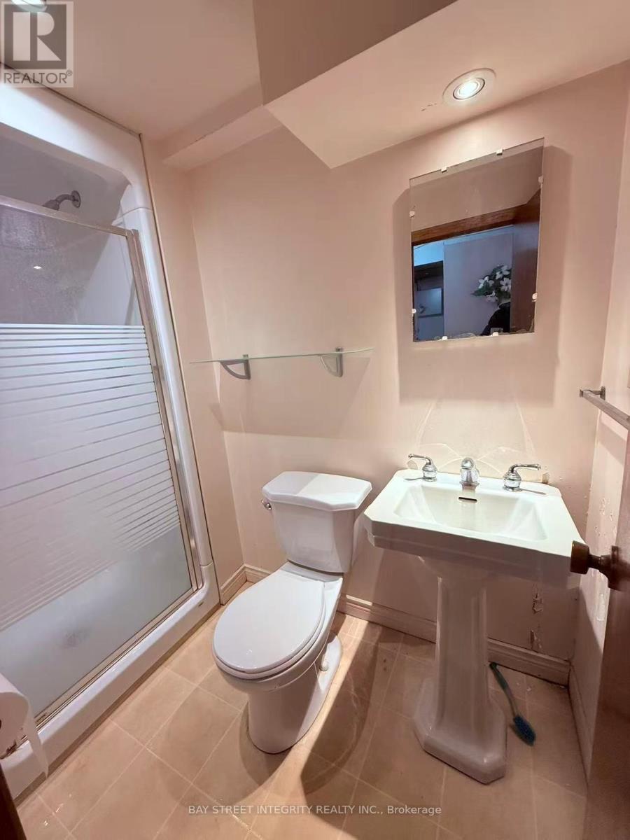 11 Southill Drive, Hamilton, Ontario  L9A 3K4 - Photo 14 - X12685102