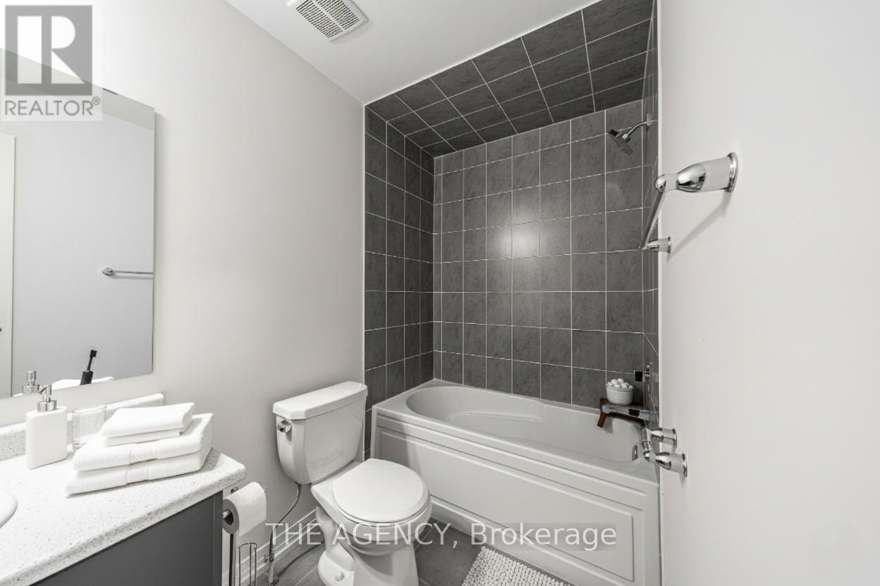 108 Bavin Street, Clarington, Ontario  L1C 7H5 - Photo 38 - E12684032