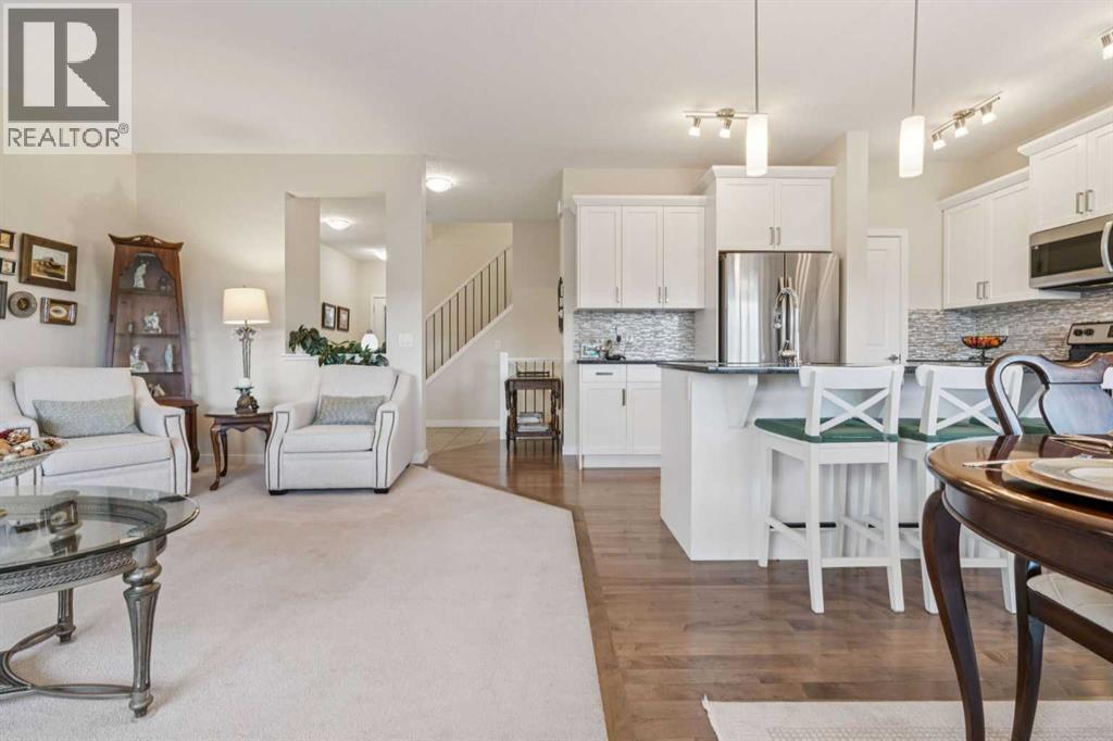 71 Mount Rae Heights, Okotoks, Alberta  T1S 0N7 - Photo 14 - A2272260