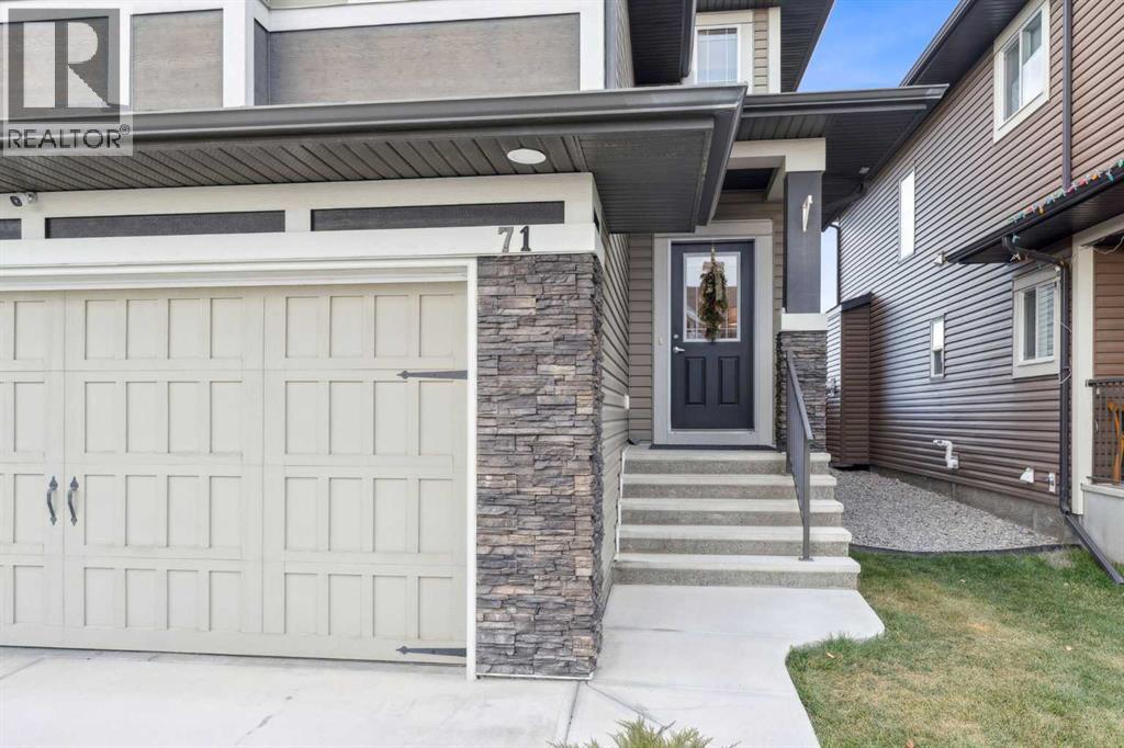 71 Mount Rae Heights, Okotoks, Alberta  T1S 0N7 - Photo 4 - A2272260