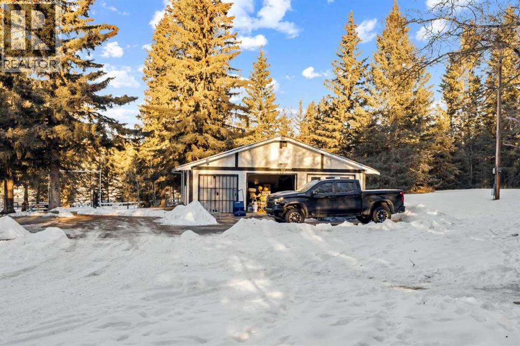 50109 Township Road 283, Rural Rocky View County, Alberta  T4C 1A1 - Photo 3 - A2275820