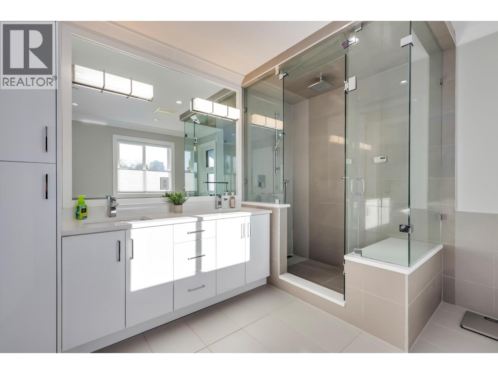 311 Avalon Drive, Port Moody, British Columbia  V3H 2X9 - Photo 19 - R3070844