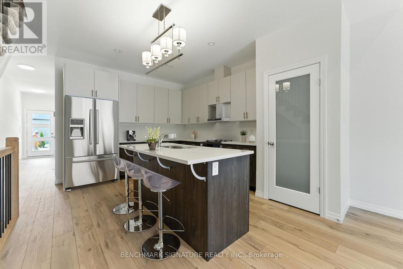 18 Painted Skimmer Place, Norfolk, Ontario  N3Y 0E3 - Photo 10 - X12685110