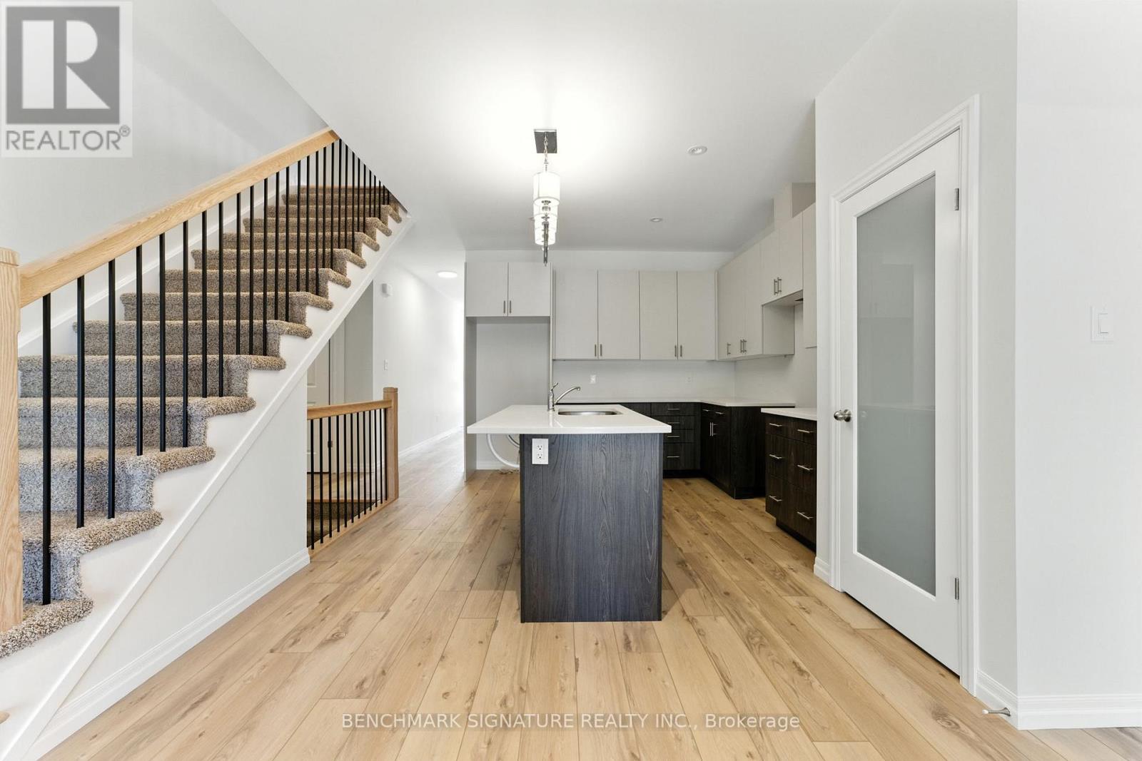 18 Painted Skimmer Place, Norfolk, Ontario  N3Y 0E3 - Photo 8 - X12685110